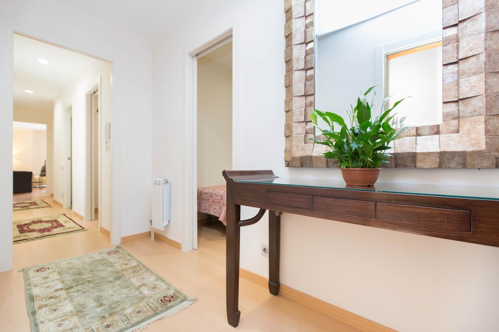 Stay Barcelona Central Apartments Экстерьер фото