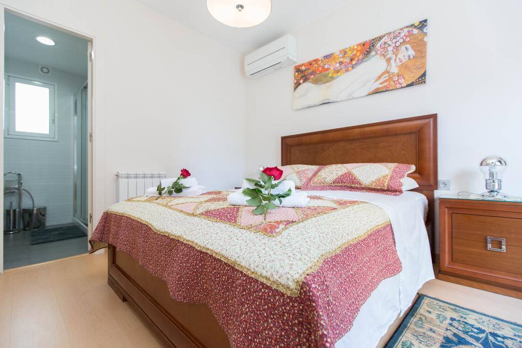 Stay Barcelona Central Apartments Номер фото